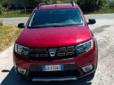Dacia Sandero Stepway 15th anniversary GPL  Rosso usata Campagnatico