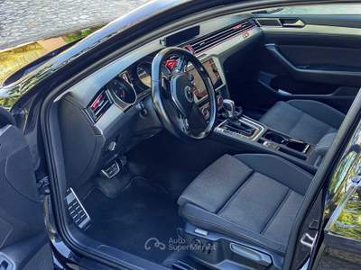 Volkswagen Passat allestimento R Perfomance Nero usata Gualdo Tadino