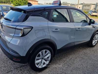 Renault Captur evolution ECO-G 120 km.o Bianco usata Fossombrone