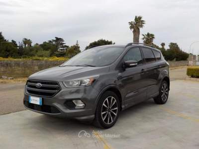 Ford Kuga 2.0 TDCI 180 CV S&S 4WD Powershift ST-Line Busines Grigio usata Gallipoli