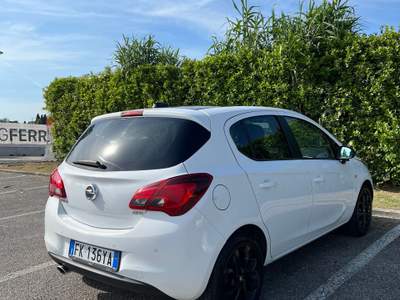 Opel Corsa Tenuta maniacalmente Bianco usata san giuliano terme