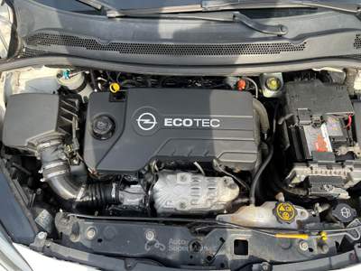 Opel Corsa Tenuta maniacalmente Bianco usata san giuliano terme