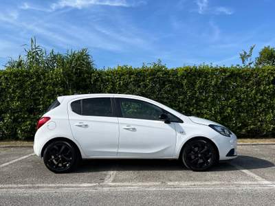 Opel Corsa Tenuta maniacalmente Bianco usata san giuliano terme