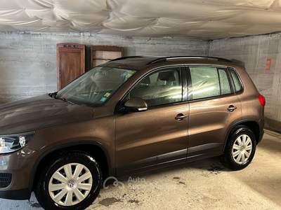 Volkswagen Tiguan VW Tiguan 4 Promotion, tenuta in box, gancio traino originale usata Fontainemore