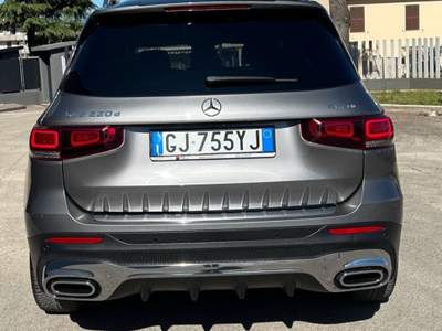 Mercedes-Benz Classe GLB Mercedes GLB 220 4MATIC 7 POSTI Grigio usata Ferentino