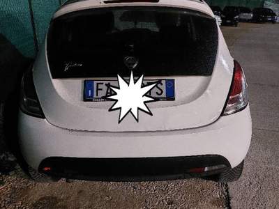 Lancia Ypsilon lancia ypsilon 1.3  Bianco usata Lavena Ponte Tresa