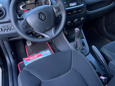 Renault Clio GPL scadenza 2036 usata Giugliano in Campania