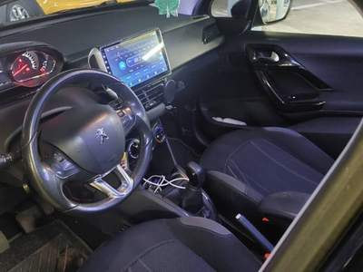 Peugeot 208 Peugeot ok neopatentati  Blu/Azzurro usata Lavena Ponte Tresa