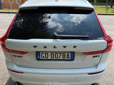 Volvo XC60 VOLVO XC60 B4 AWD GEARTRONIC PILOT ASSIST II Bianco usata Vigarano Mainarda