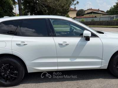 Volvo XC60 VOLVO XC60 B4 AWD GEARTRONIC PILOT ASSIST II Bianco usata Vigarano Mainarda