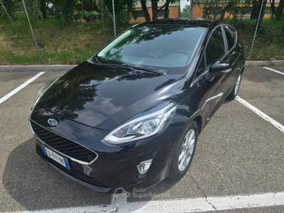 Ford Fiesta GPL 5 porte Titanium Nero usata Bologna