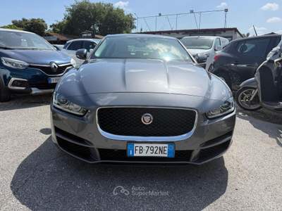 Jaguar XE 2.0 D Turbo 180CV aut. Portfolio Solo 87.000Km Grigio usata Roma