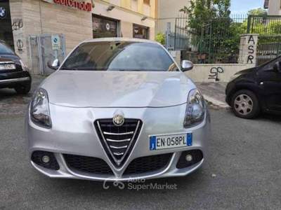 Alfa Romeo Giulietta Distinctive Argento usata Roma