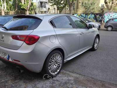 Alfa Romeo Giulietta Distinctive Argento usata Roma