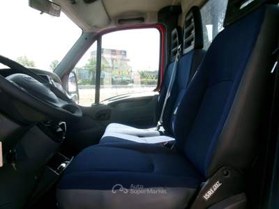 Iveco Daily 35C15 3000 150CV E4 CASSONE FISSO DA 3.80 METRI Rosso usata Giugliano in Campania