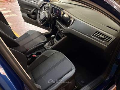 Volkswagen Polo Polo VI  5p 1.0 tsi Highline  R-Line 115cv dsg Blu/Azzurro usata Milano