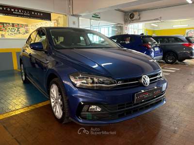 Volkswagen Polo Polo VI  5p 1.0 tsi Highline  R-Line 115cv dsg Blu/Azzurro usata Milano