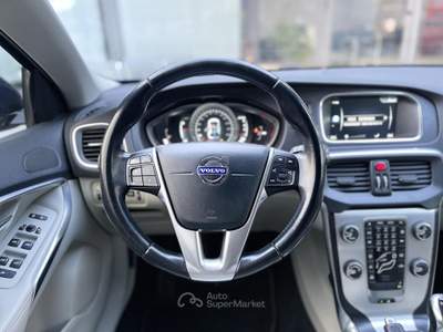 Volvo V40 1.6 Diesel 115CV E6 - 2015 Blu/Azzurro usata Roma