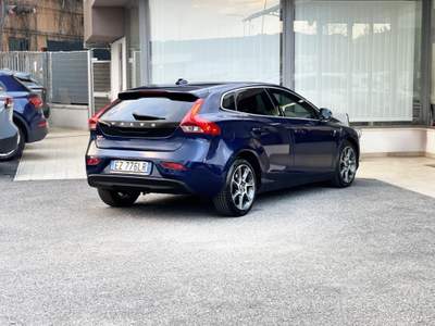 Volvo V40 1.6 Diesel 115CV E6 - 2015 Blu/Azzurro usata Roma