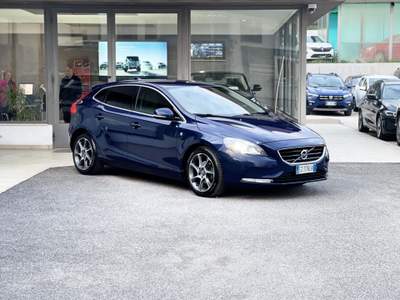 Volvo V40 1.6 Diesel 115CV E6 - 2015 Blu/Azzurro usata Roma