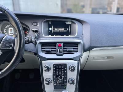 Volvo V40 1.6 Diesel 115CV E6 - 2015 Blu/Azzurro usata Roma