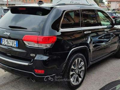 Jeep Grand Cherokee 3.0 V6 250 CV Overland Summit TETTO 20" CARPLAY Nero usata Rovato