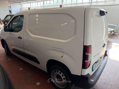 Peugeot Partner 130 EAT8 S&S PC 1000KG Bianco usata Cremona