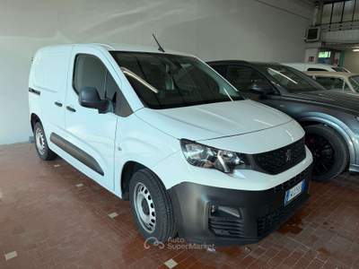 Peugeot Partner 130 EAT8 S&S PC 1000KG Bianco usata Cremona