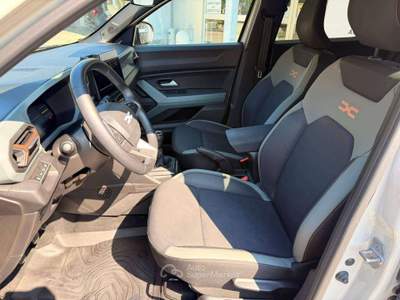 Dacia Duster 1.0 Eco-G Extreme 100cv Pelle totale Camera Neopatentati Beige usata Crevalcore
