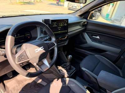 Dacia Duster 1.0 Eco-G Extreme 100cv Pelle totale Camera Neopatentati Beige usata Crevalcore