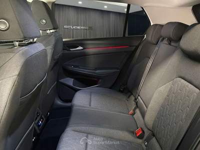 Volkswagen Golf 1.5 tsi ehybrid Life 204cv dsg Nero usata Milano