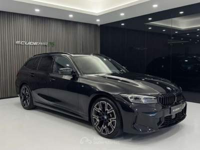 BMW Serie 5 520d 520 520d Touring 48V xdrive MSport auto usata Milano