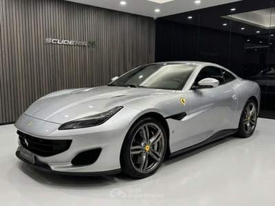 Ferrari Portofino Portofino Argento usata Milano