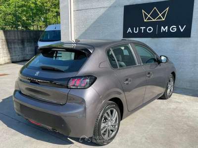 Peugeot 208 208 II 1.2 puretech Allure s&s 100cv * PROMO Grigio usata La Loggia