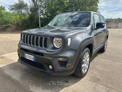 Jeep Renegade Tenuta sempre in box, unico proprietario, non fumatore etc... usata Melfi