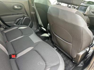 Jeep Renegade Tenuta sempre in box, unico proprietario, non fumatore etc... usata Melfi