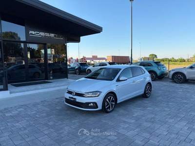 Volkswagen Polo 1.0 TGI 5p. R-LINE Sport ANCHE NEOPATENTATI Bianco usata Russi