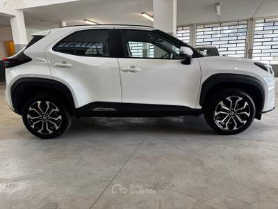 Toyota Yaris Cross yaris cross trend  pack winter 130cv Bianco usata Torino