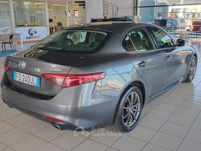 Alfa Romeo Giulia ALFA ROMEO GIULIA 2.2 TURBODIESEL 180CV SUPER Grigio usata Azzano Decimo