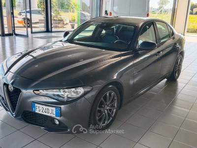 Alfa Romeo Giulia ALFA ROMEO GIULIA 2.2 TURBODIESEL 180CV SUPER Grigio usata Azzano Decimo