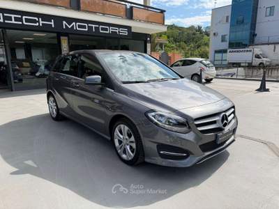 Mercedes-Benz Classe B B 180 d (cdi)  Sport Grigio usata Porto San Giorgio