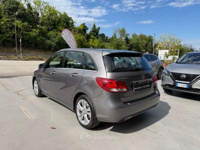Mercedes-Benz Classe B B 180 d (cdi)  Sport Grigio usata Porto San Giorgio