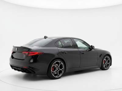 Alfa Romeo Giulia alfa Romeo Giulia Q4 210CV Veloce Nero usata Anagni