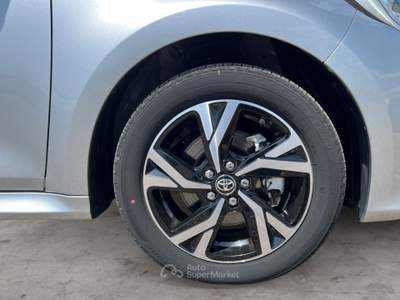 Toyota Yaris 1.5 Hybird Trend PREZZO REALE Argento usata FIUMICINO