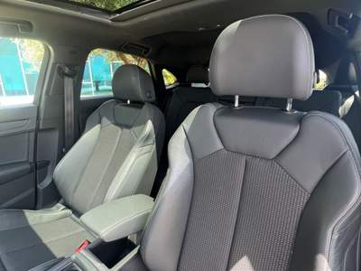 Audi Q3 SPB 35 2.0 TDI S tronic line edition UNICO PROPRIETARIO Bianco usata Gela