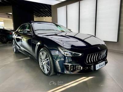 Maserati Ghibli S 3.0 V6 bt GranLusso 430cv auto my20, Tetto apr. Blu/Azzurro usata Venaria Reale