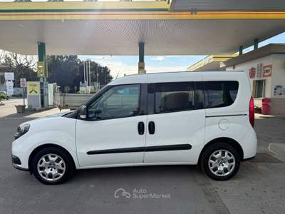 Fiat Doblò Doblo Doblò 1.6 MJT 105CV PC Combi N1 SX Bianco usata Gravina in Puglia