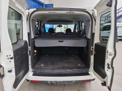 Fiat Doblò Doblo Doblò 1.6 MJT 105CV PC Combi N1 SX Bianco usata Gravina in Puglia