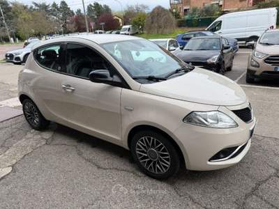 Lancia Ypsilon 1.2 69 CV 5 porte GPL Ecochic Gold Beige usata San Lazzaro di Savena