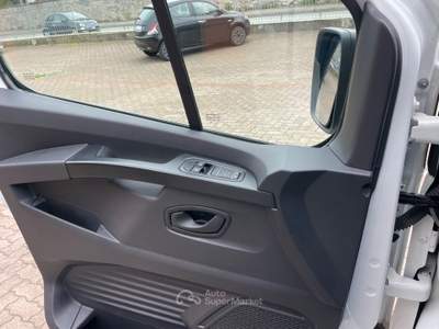 Renault Trafic T27 2.0 dCi 110CV PC-TN Furgone Start Bianco usata Gozzano